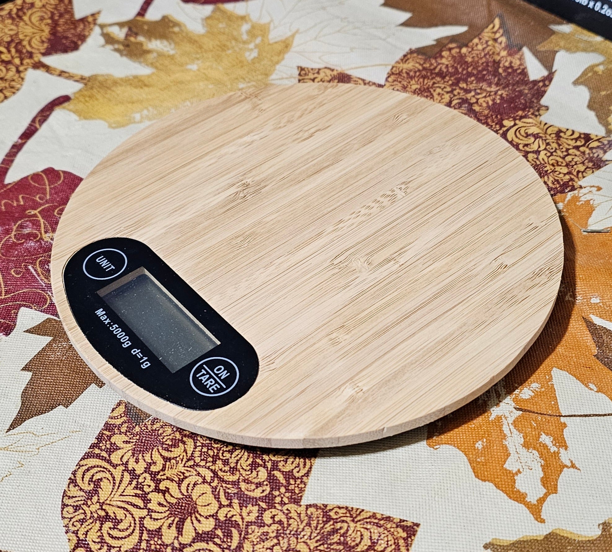 Bamboo food scale. image 0