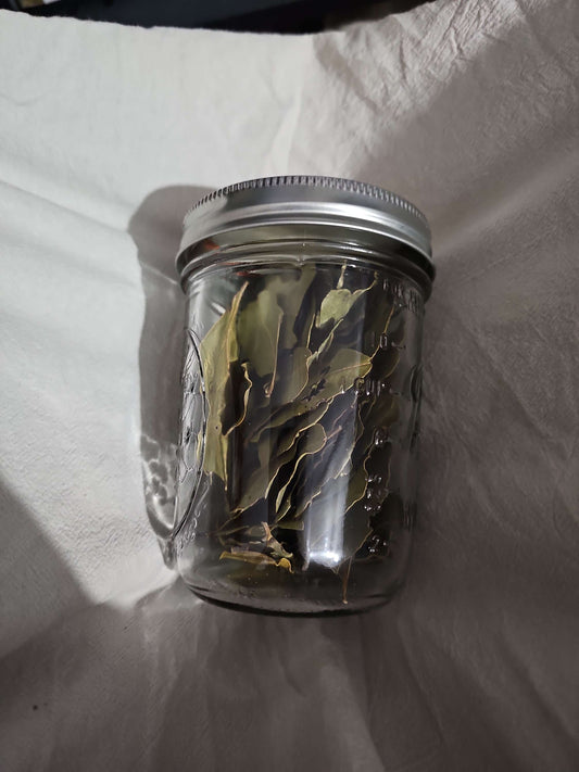 Bay Leaf Whole - Sold in 1/4 oz image 0